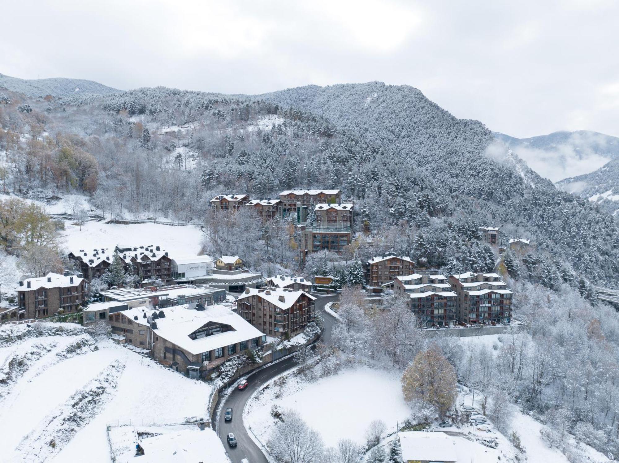 Aparthotel Anyospark Mountain & Wellness Resort La Massana Exterior foto
